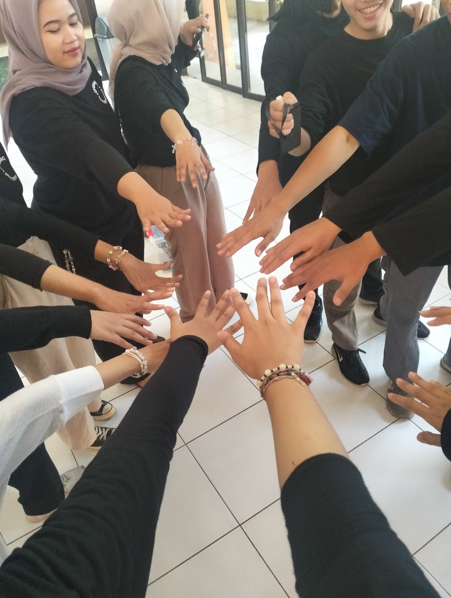 HMTK_ITI's tweet photo. Sabtu, 8 Juni 2024, di Galeri Institut Teknologi Indonesia, para peserta menunjukkan keterampilan dan sportivitas yang luar biasa. Jangan lewatkan dan mari ramaikan rangkaian perlombaan FourteenCup XXVI lainnya di hari sabtu bulan ini !! 

HMTK-ITI Jaya, https://t.co/ixkDuAJXfn