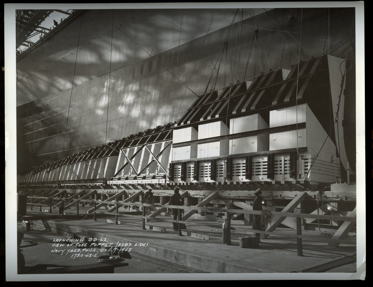Rich_Ships's tweet photo. Amazing high quality photo of the starboard bow of USS New Jersey (BB 62) on Slipway 2, Philadelphia Navy Yard on 7 December 1942.

This was likely taken in the early morning hours before she was launched later that same day

#BB62 #USSNewJersey @BattleshipNJ [Load in 4K] https://t.co/0Hrdquf0YO