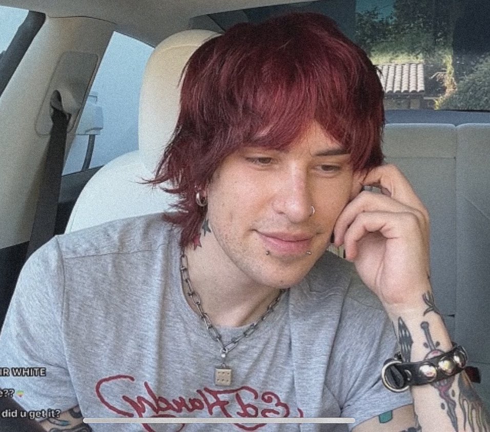 jakesguilbert's tweet photo. screaming happy birthday to my steamer!! i’ve been supporting you for as long as i can remember. i’ve seen you go through it all and im genuinely so proud of the person you are and becoming. thank you for always being so sweet to me and giving me so much support back.- https://t.co/FBkfsJiH77