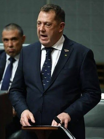 As former Minister there was no more reliable source of information &amp; insights into the needs of veterans &amp; their families than Gavin Pearce. A likeable larrikin with a sharp wit &amp; abundant common sense, his decision to not contest the next election is Federal Parliament’s loss.