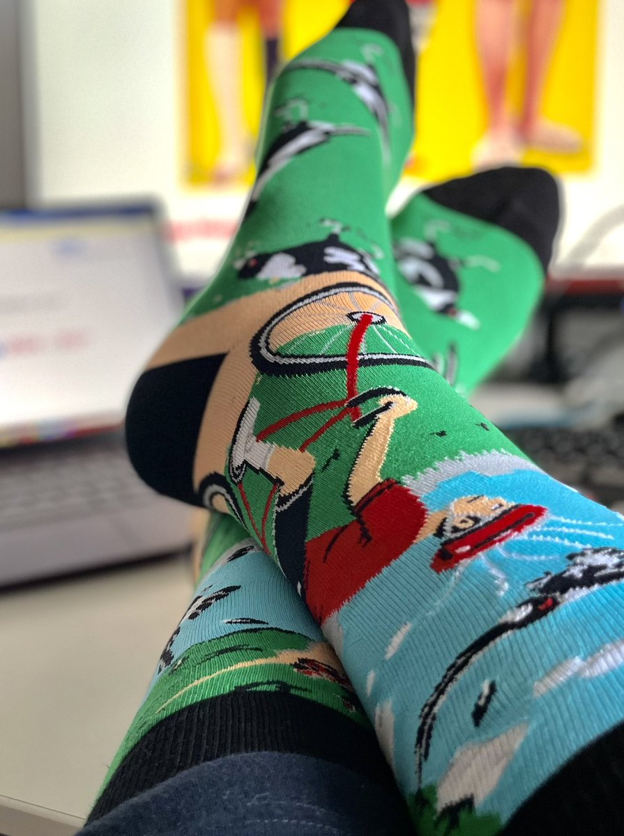 nas_vascular's tweet photo. @LegsMatter week continues and today I’ve got these beauties! Thank you for Jen for the awesome present.

Did you know diabetic foot ulcers are treated in a multidisciplinary setting which improves outcomes - but non diabetic foot ulcers, leg ulcers and lymphoedema aren’t?   They are denied access to the same services and expertise they need.  We must address this inequality of access.  It’s simply unfair.