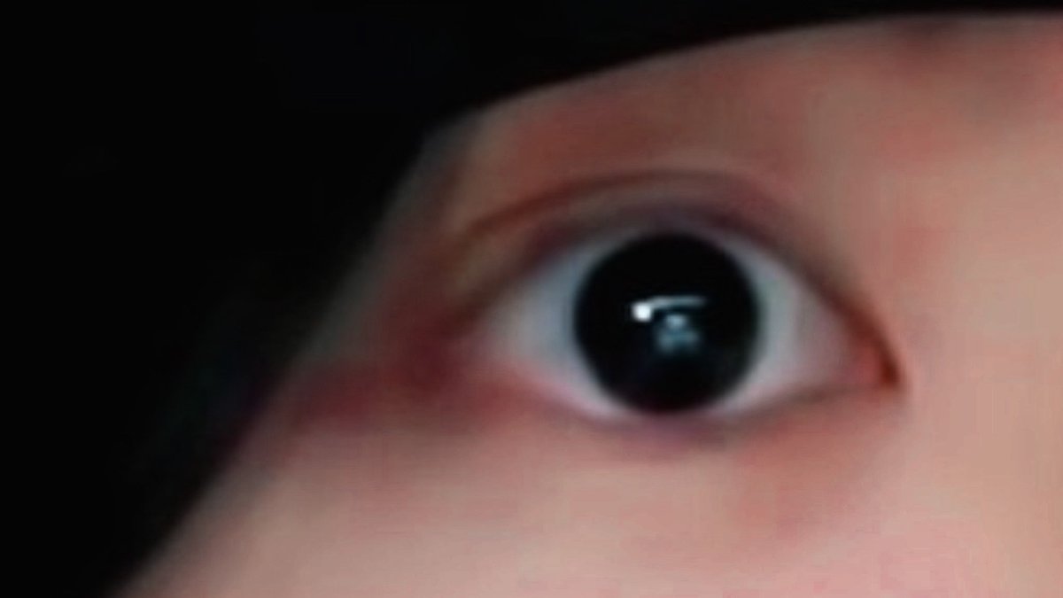 archivesofkook's tweet photo. jungkook's                        also                  jungkook’s
      eyes                                                                eyes https://t.co/vmulYGNJSF