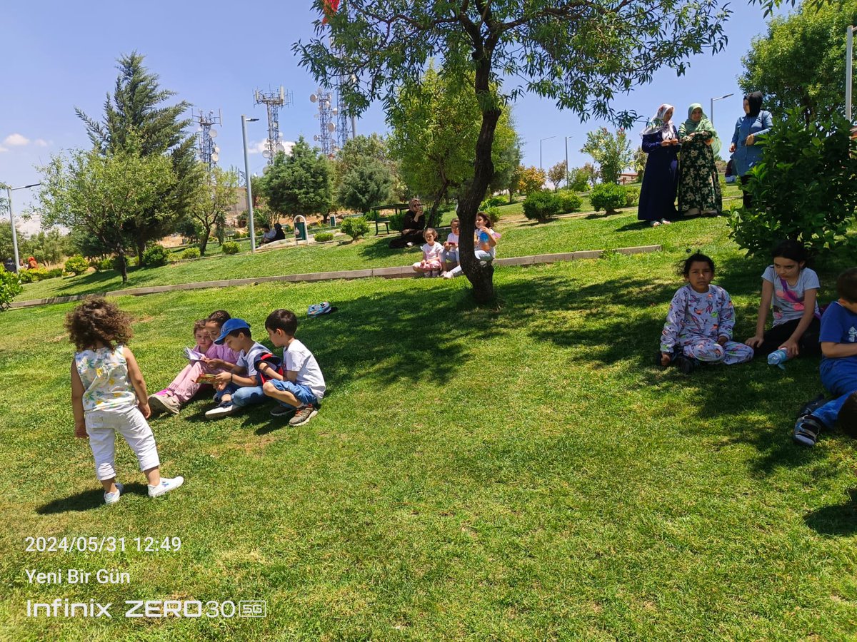 1. Sınıf öğrencilerimizin yıl sonu pikniği etkinliklerimiz ile devam ediyoruz <a href="/kemalcebervali/">Kemal Çeber</a> <a href="/yasintepe/">Yasin TEPE</a> <a href="/ucrrbsrr/">Büşra Uçar</a> <a href="/burhan_yuksel23/">Burhan Yüksel</a> <a href="/katranci_mehmet/">Mehmet KATRANCI</a>