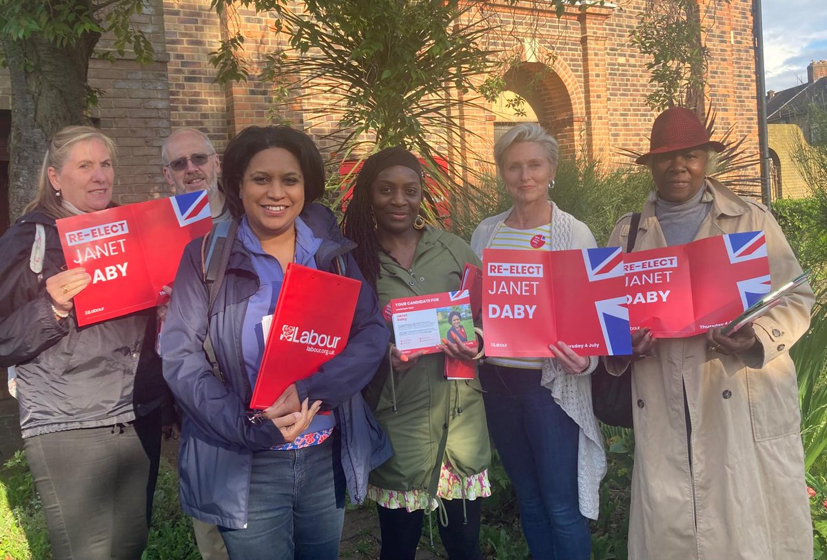 JanetDaby's tweet photo. Happy to have Bellingham as part of #LewishamEast 👏

We had a strong turnout of @lewishamlabour cllrs &amp; members on the doorstep &amp; the rain 🌧️ held off for us!

Taking that extra time to speak to residents makes a big difference in deciding to #VoteLabour on 4th July 🗳️ https://t.co/O15HdLwknB
