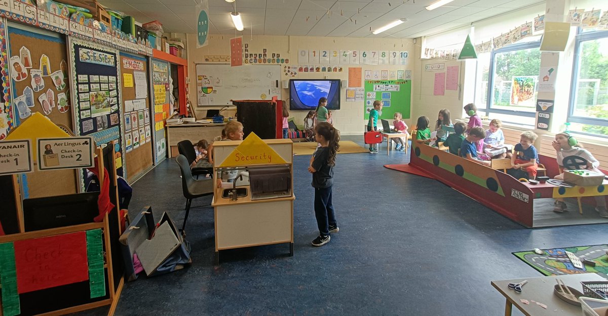 Calling all passengers to the Aistear room! Getting airport ready in Junior Infants ✈️🛬👨‍✈️#juniorinfants #aistear #playfullearning
