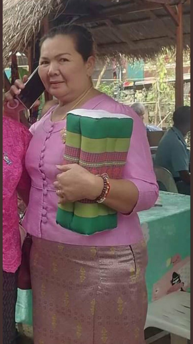 อยากเยดคนใกล้ตัว แม่ พี่สาว และญาติๆ tweet media