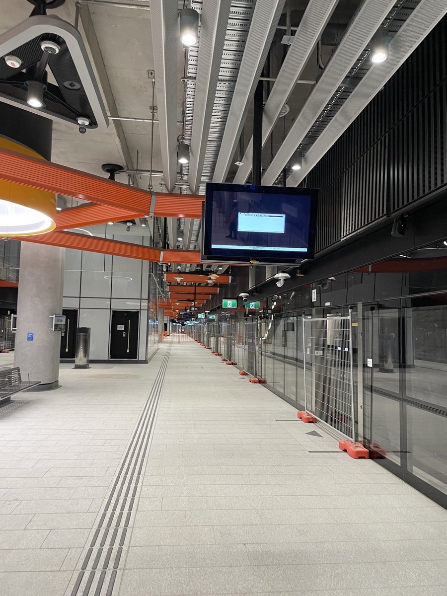 ShaunLeaneMP's tweet photo. Just checked out the new Parkville station as part of the Metro tunnel project 

Amazing 

🏆 https://t.co/k11CVMlLy1