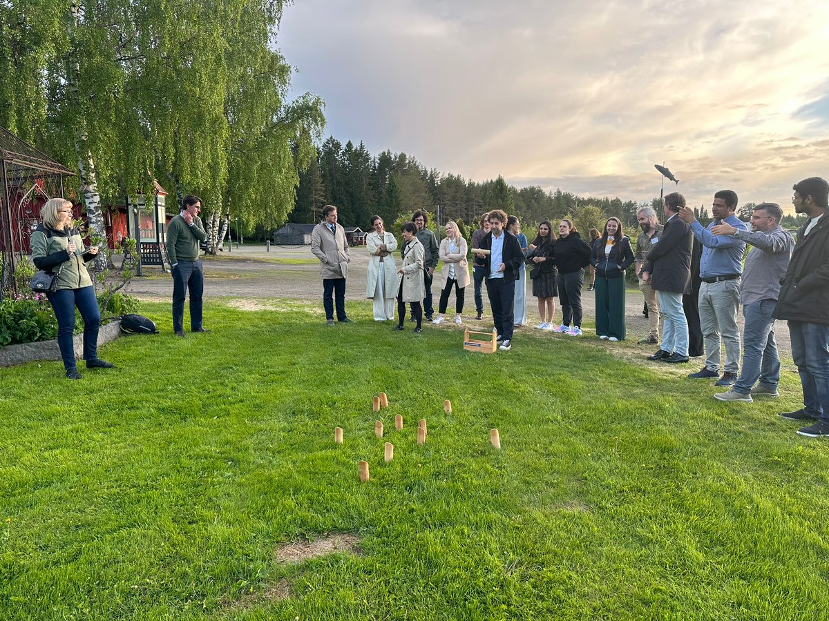 EarlyCause tweet media