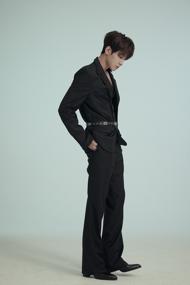 wwlake's tweet photo. 여자라면 응당 .. 원우를 좋아함 https://t.co/BlcBjBUGMv