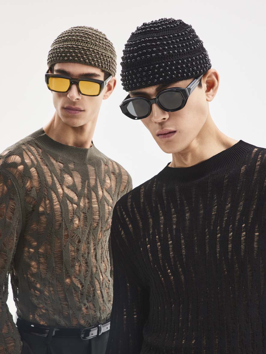 ARMANI_JAPAN's tweet photo. 「コンテンポラリーで未来的な魅力を表現」

エンポリオ アルマーニのクリエイティブな魅力が詰まった2024春夏新作サングラスコレクション -- これからの季節のマストハブなアイテムとしてぜひ取り入れてみてはいかがでしょうか  #EAEyewear #EASS24

オフィシャルサイト https://t.co/WkZb0ISq2f https://t.co/6fwxzToZgr
