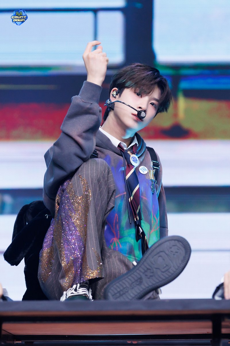 MnetMcountdown's tweet photo. 240606 #MCOUNTDOWN 현장포토
엠카는 알고파!
쩨디의 ♡ 멋지고 귀엽고 사랑스러운 매력의 원천 ♡ Data Data

More Photos 📸 https://t.co/fKddmEzggL

#엠카운트다운 #엠카 #JD1 #제이디원 #ERROR406 https://t.co/uXt0FsNyBL