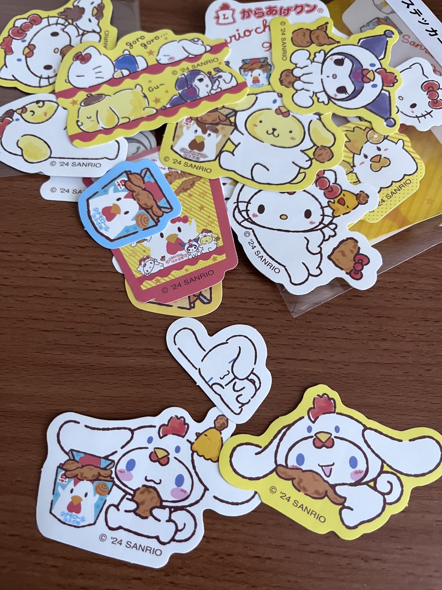 Dio_mm06's tweet photo. サンリオのからあげクンくじがかわいいです！シナモロールのぬいぐるみが欲しかった🥺 https://t.co/dzLz0Xv4gX