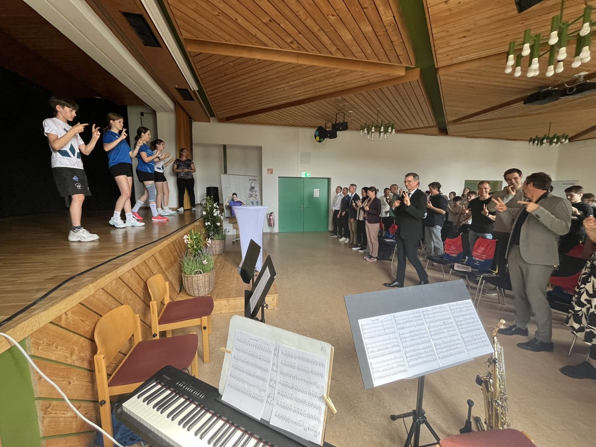 20 Jahre Sportschule in Liechtenstein - ein Grund zum gemeinsamen Feiern. Vielen Dank an alle, die sich tagtäglich für die Förderung der jungen Talente einsetzen #bildung #sport