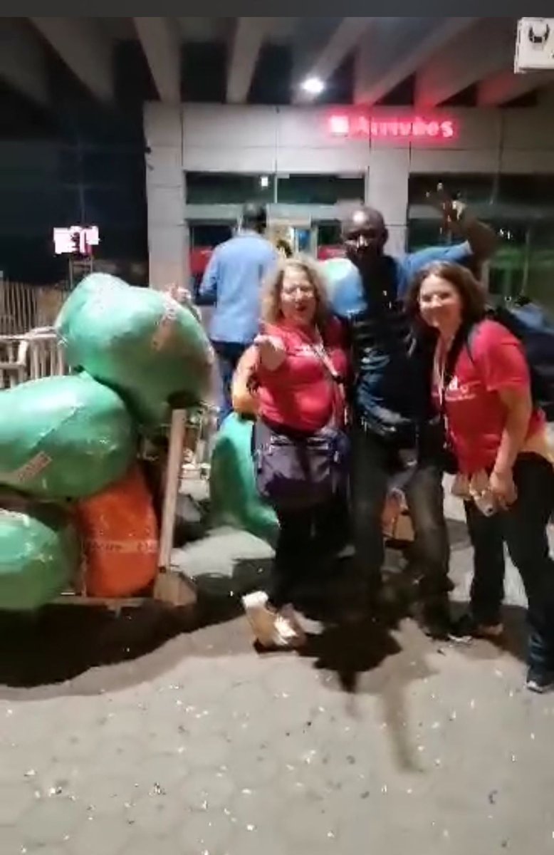 La <a href="/FundacionGE/">Fundación Gomaespuma</a> trabaja en Senegal desde el año 2019 para potenciar la educación y la salud entre la población.

Es un placer colaborar, junto con <a href="/Iberia/">Iberia</a>, en esta iniciativa.