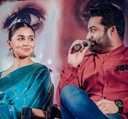 Ntrivikram_'s tweet photo. #NTR31 ki set cheyandi @NTRArtsOfficial @tarak9999 @aliaa08 @NANDAMURIKALYAN @NtrMurali9999 #ntr31 #ALIABHATT #JRNTR #lovepair #bestfriends https://t.co/ayuBR9iHBf