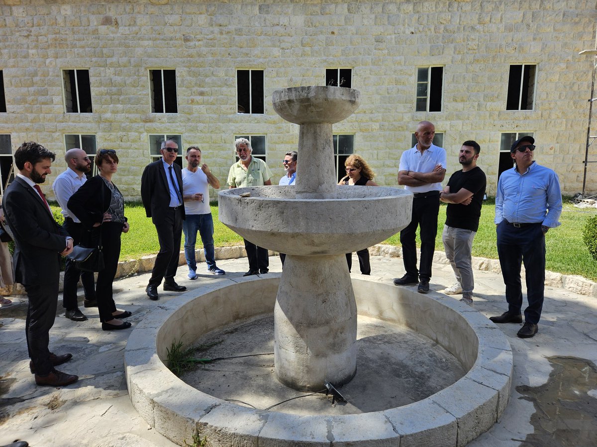 Culture, environnement &amp; francophonie au cœur de la visite à l'ancienne Magnanerie de Qobayat qui a bénéficié d'un soutien financier 🇫🇷.
▶️ Centre éco-culturel de qualité, partenaire de l'<a href="/InstitutFrLiban/">Institut français du Liban</a>.

Merci aux ONG "Conseil de l'environnement du Akkar" &amp; "Salon Culturel".