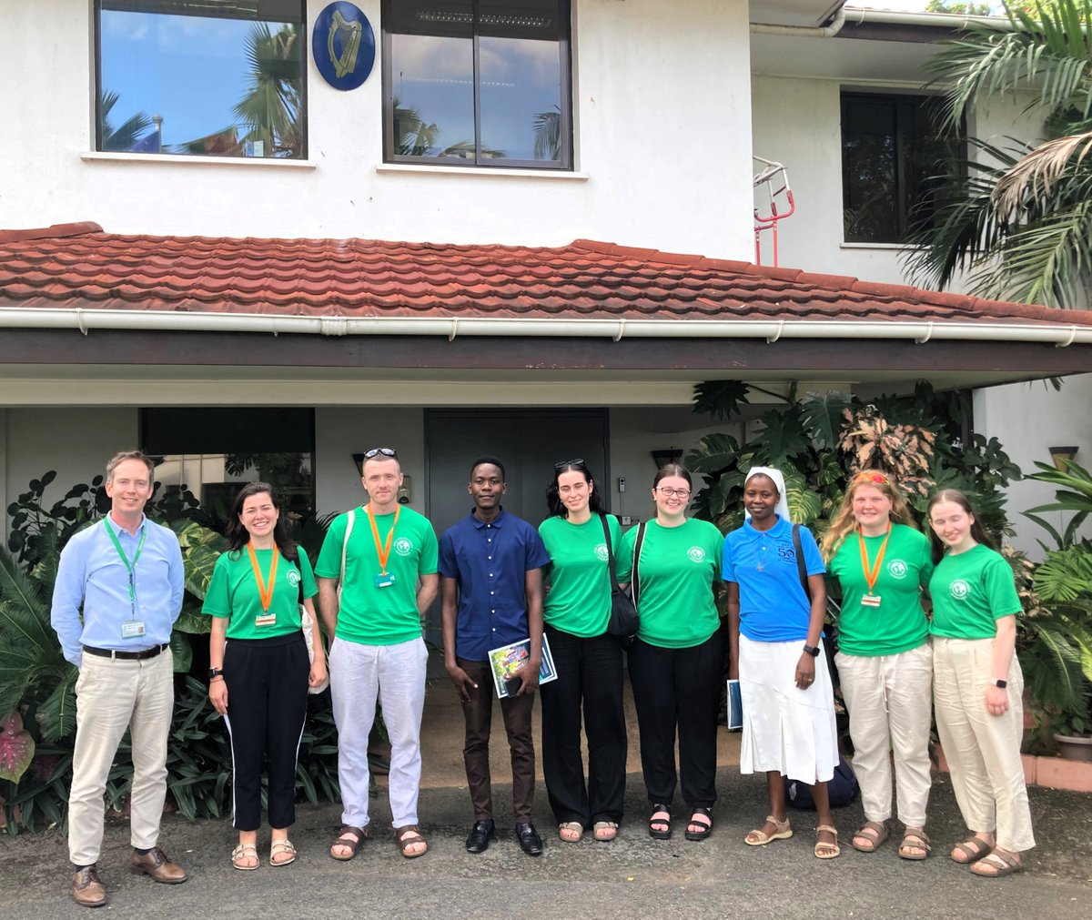 Delighted to meet with Irish physiotherapy students from <a href="/UCDVO/">UCDVO</a> doing placements to provide services to children with severe disabilities in poor communities in Dar es Salaam 🇮🇪🤝🇹🇿