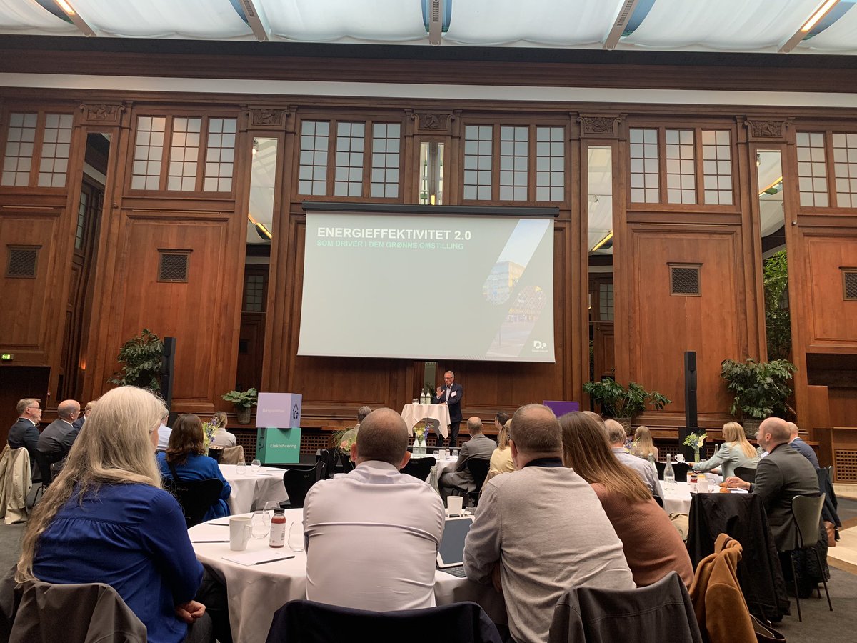 Så er vi klar til at diskutere #EnergyEfficiency hos <a href="/DanskIndustri/">DI - Dansk Industri</a> - vigtig debat når #EE er den bedste løsning til at sikre CO2-reduktioner på kort bane!