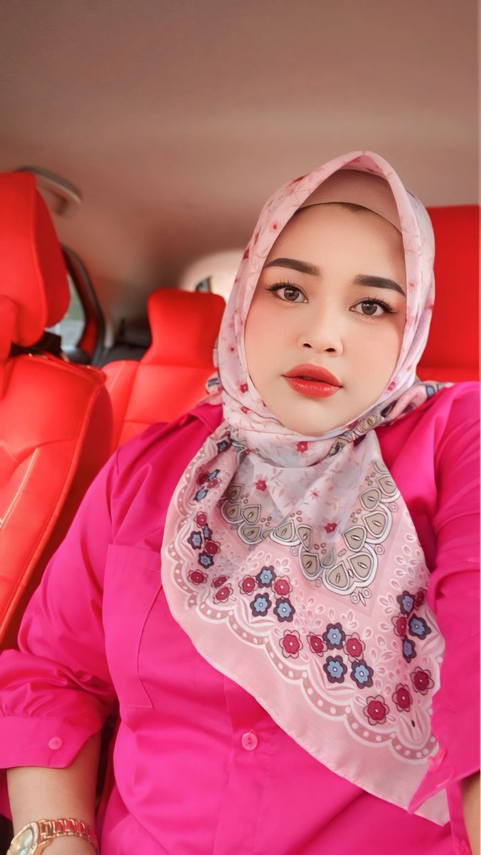 ผู้หญิงอย่าหยุดรวย 
เพราะความสวยต้องใช้เงิน🔥