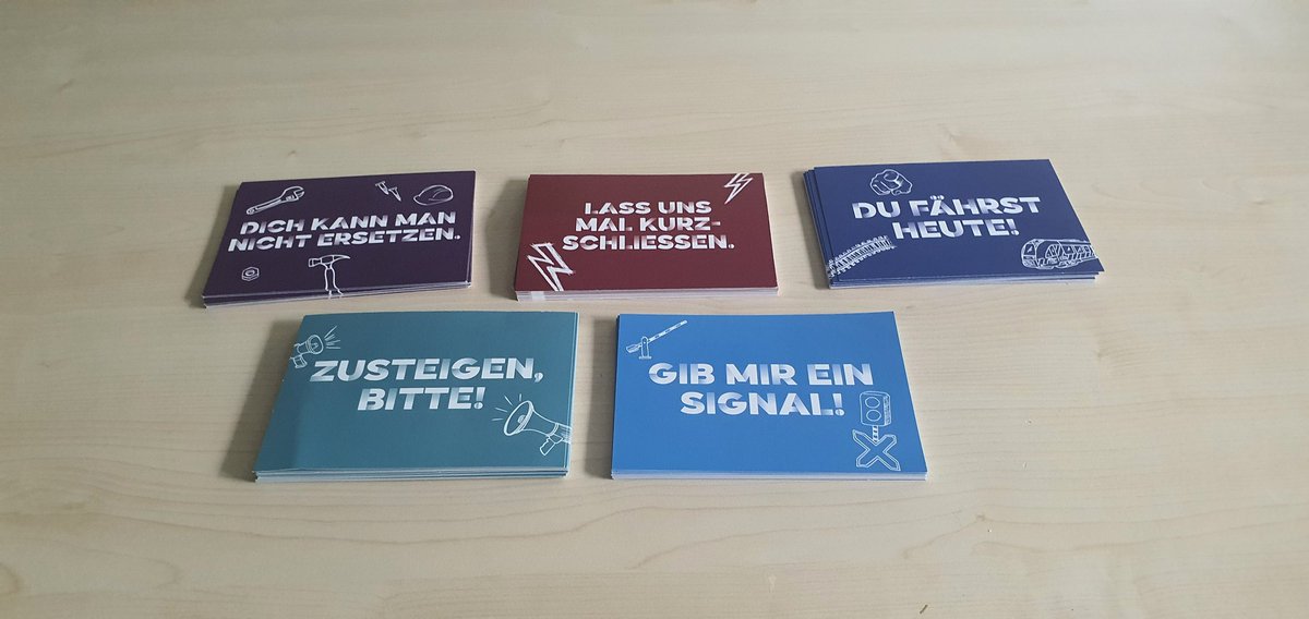 Die wundervollen Postkarten könnt ihr übrigens auch ergattern