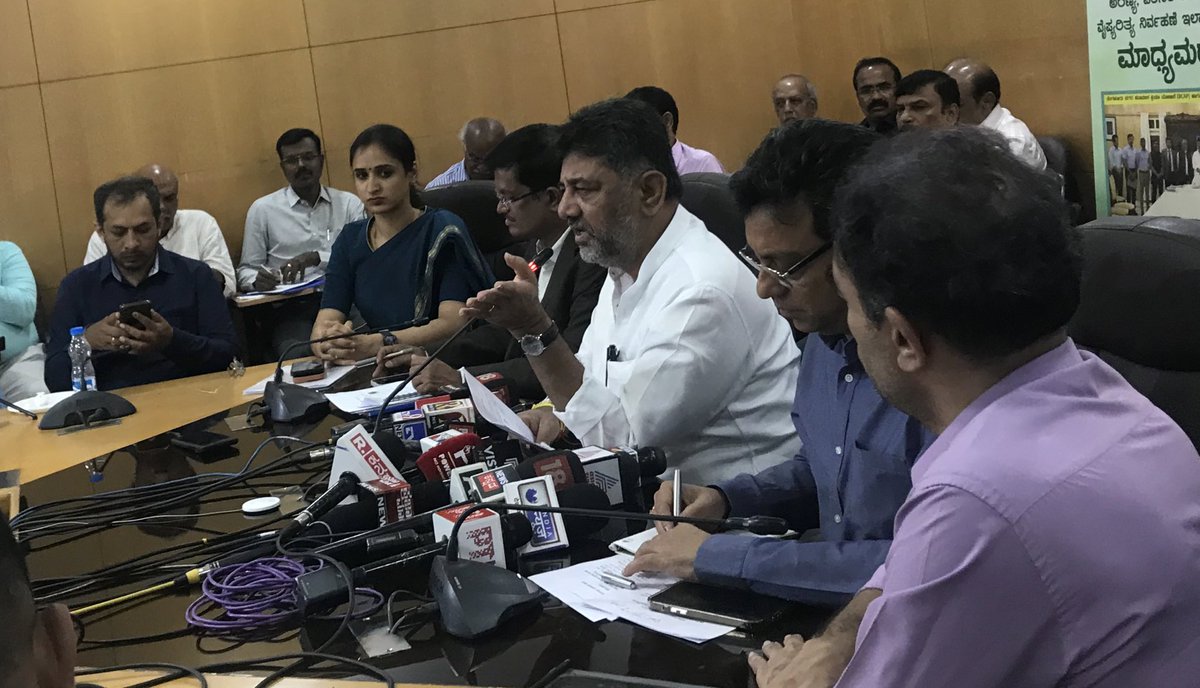 Naveen Menezes (@naveenmzs) on Twitter photo All 1,200 neighbourhood parks in Bengaluru will remain open for the public between 5am and 10pm.
Dy CM <a href="/DKShivakumar/">DK Shivakumar</a> made the announcement today All 1,200 neighbourhood parks in Bengaluru will remain open for the public between 5am and 10pm.
Dy CM <a href="/DKShivakumar/">DK Shivakumar</a> made the announcement today