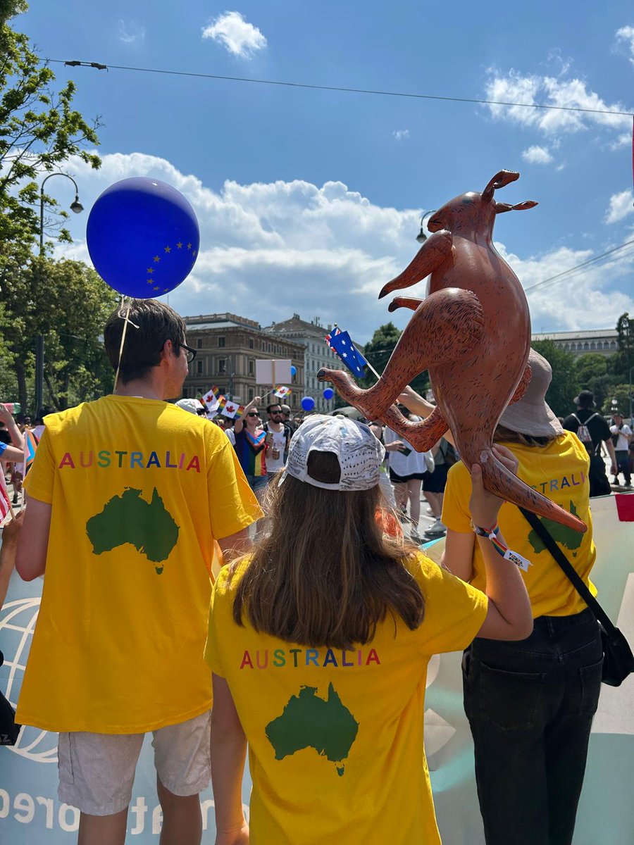 🇦🇺 proudly joined #DiplomatsForEquality at #ViennaPride🌈, reaffirming our commitment to equality, inclusion, diversity, &amp; the support of #HumanRights for LGBTQIA+ people. Together, we stand for a world where everyone can live authentically &amp; free from discrimination. #LoveIsLove