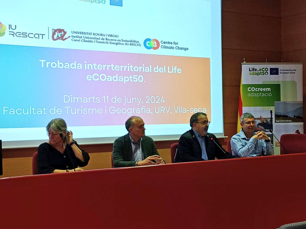 Life eCOadapt50 (@lifeecoadapt50) on Twitter photo Comencem la trobada anual de #livinglabs del projecte #lifeecoadapt50 a la facultat de turisme i geografia de la <a href="/universitatURV/">Universitat Rovira i Virgili</a> Comencem la trobada anual de #livinglabs del projecte #lifeecoadapt50 a la facultat de turisme i geografia de la <a href="/universitatURV/">Universitat Rovira i Virgili</a>