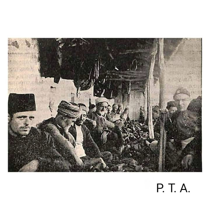 PomakHistory's tweet photo. *** 
1936 yılında Pomaklar,  

Terzi ören köyü, Karluk eteklerinde kurulan büyük bir Pomak köyüdür.  

#Paıonıa #Agrian #Ahriyan #Aren #Pomak #Terziören #Rodop #Pirin #Rila #Bessi #Odris #Trakis #Trak #Trakya #Macedonia #Makedonya #Miziya https://t.co/MbkJu2y1nv
