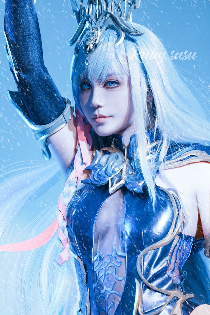 mZmOwkg9U3Nk4yN's tweet image. 疑似氷神 シヴァ
Heritor of Frost Shiva
#FF14 #cosplay #finalfantasy14