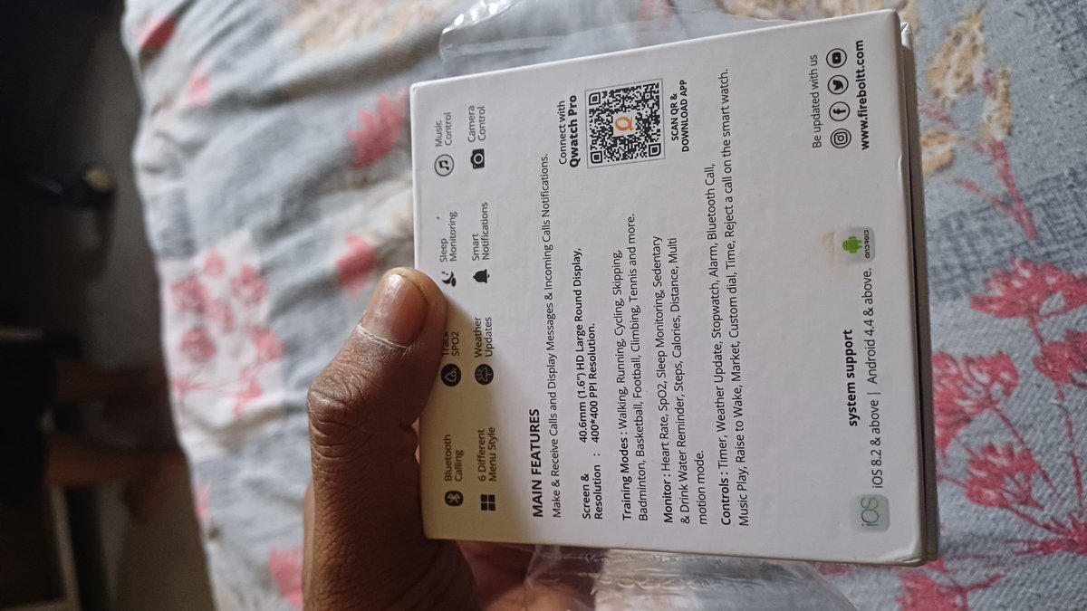 SumitSaundadka2's tweet photo. @TechnicalGuruji @fireboltt__  I got this watch from fireboltt on 19th May but unfortunately I got damaged watch from there side...1 month no replies from there backend https://t.co/y9LhilIPH4 what to do now guruji. https://t.co/IEFoJpnwSF