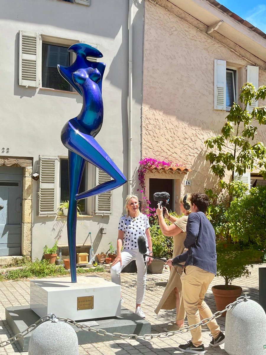 villedemougins's tweet photo. Nos artistes Mouginois ont du talent !
Nos 4 sculpteurs #Tiziano #Calou #MarionBurkle #ThierryTrives en tournage pour @F3cotedazur ce lundi 🎥
Un reportage consacré à l’exposition à ciel ouvert au village "Monumental made in #Mougins" à découvrir prochainement 📺 https://t.co/eikrgcZWbw