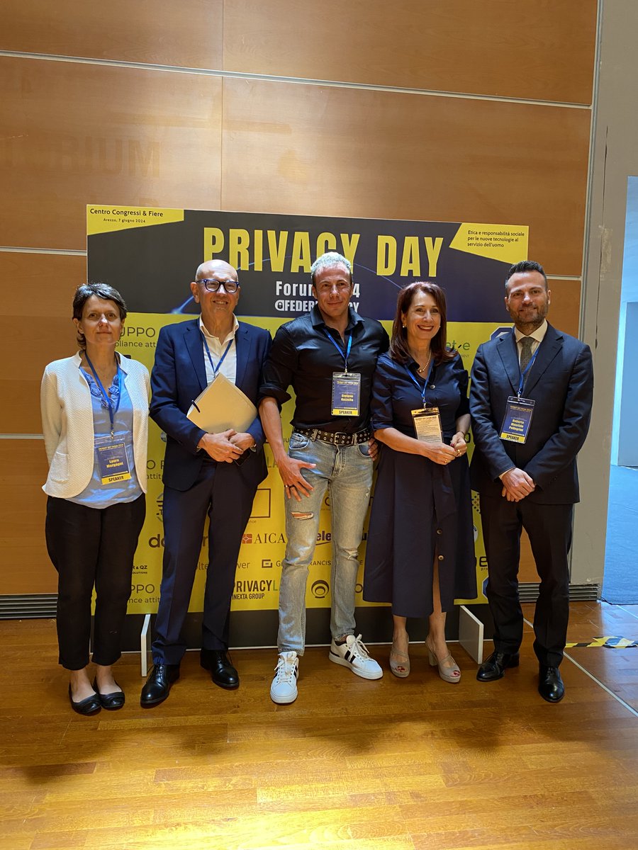 piemonteinnova's tweet image. #PiemonteInnova e il  suo team #GDPR e #Compliance 
 ha partecipato al #Privacy Day Forum 2024 ad Arezzo. @LMorgagni, la nostra direttrice, è stata anche relatrice del panel &quot;Etica e responsabilità sociale per lo sviluppo sostenibile delle imprese digitali&quot;. 
Alcuni scatti 📸