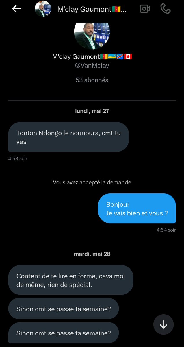Ndongo_Okala's tweet photo. Ce Mr me dm il y a quelques semaines. Je ne le connais nulle part, on ne se follow pas et on n'a jamais interagi avant ça. Par courtoisie je réponds et on discute un peu. Jusque là ça va j'attends qu'il me dise pourquoi il m'a écrit, rien... https://t.co/BuWRmBclmO
