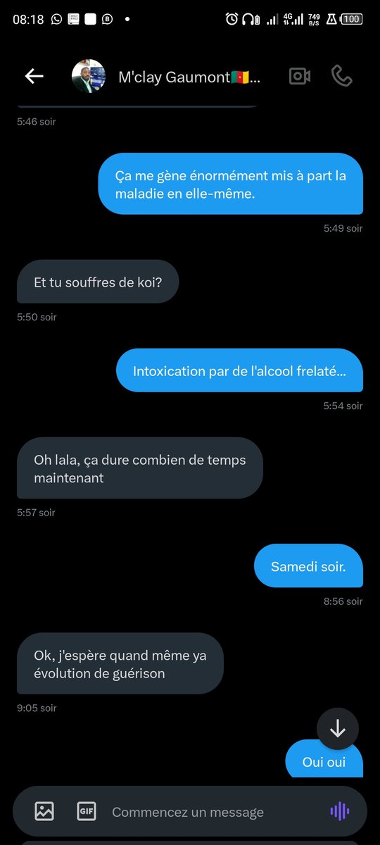 Ndongo_Okala's tweet photo. Ce Mr me dm il y a quelques semaines. Je ne le connais nulle part, on ne se follow pas et on n'a jamais interagi avant ça. Par courtoisie je réponds et on discute un peu. Jusque là ça va j'attends qu'il me dise pourquoi il m'a écrit, rien... https://t.co/BuWRmBclmO