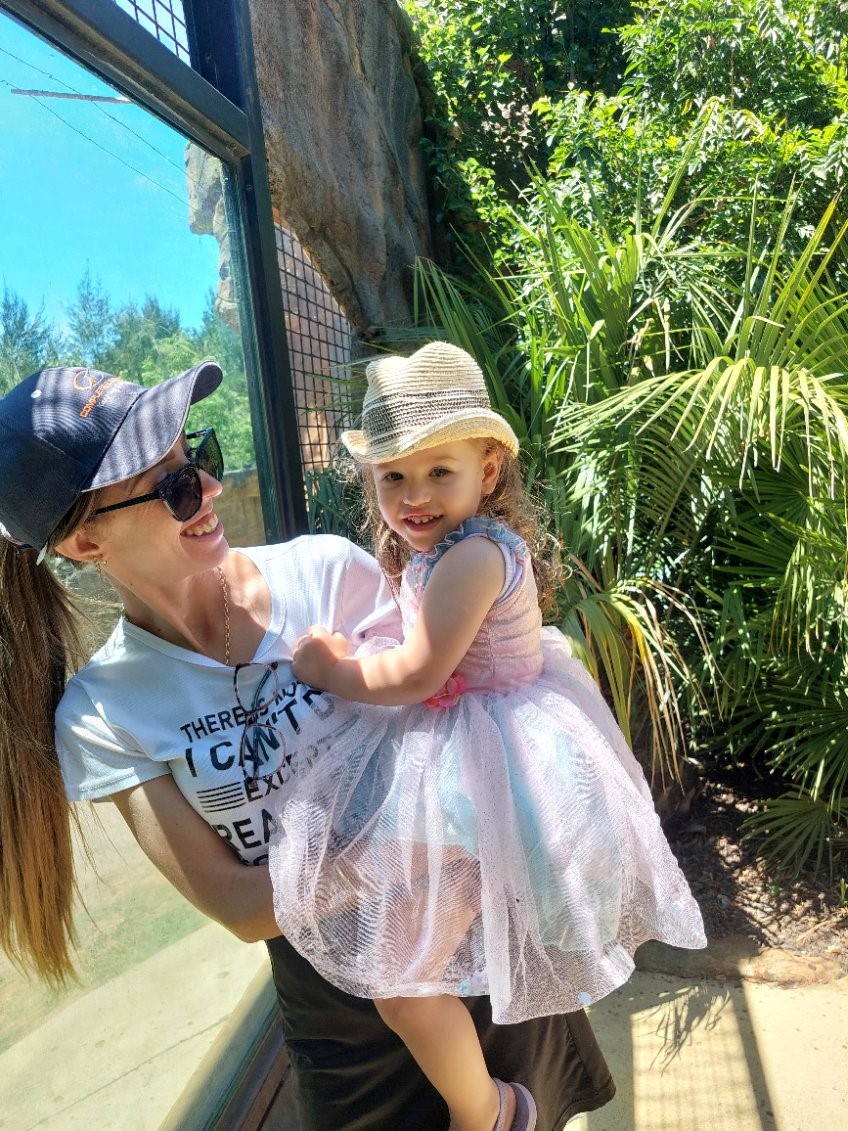 nswpolice's tweet photo. Can you help us find Emily and Olena?

MORE INFORMATION ➡️ https://t.co/C5rryN275o https://t.co/7xJ3SWQaUv