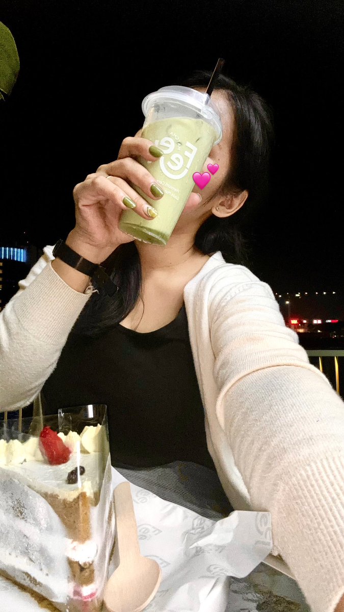 artikhaaa's tweet photo. @mariwpossa Matcha ga suka sih?😝 https://t.co/yGffNjaCC2