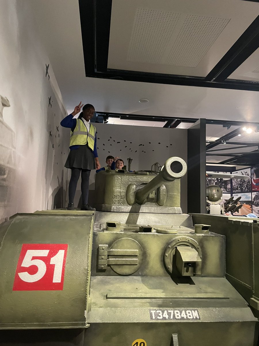 PelhamYear5's tweet photo. Your Country Needs You!

Year 5 are at the Army Museum as part of our World War 1 topic @PelhamPrimary_ https://t.co/IHWNfbKrqK