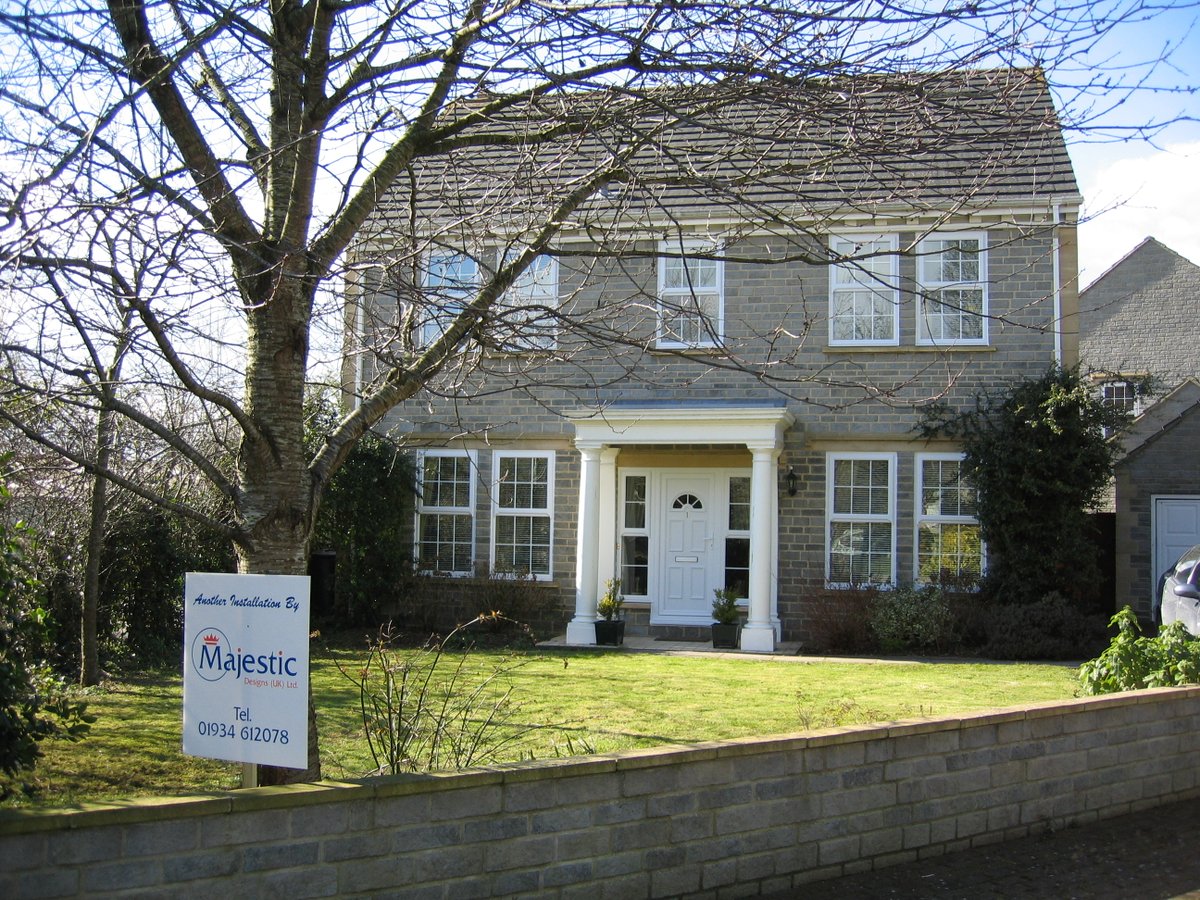 🔨✨ Throwback! Quite a few years ago, we installed windows and doors at this beautiful property. 🏡 From entryways to energy-efficient windows, every detail is taken into consideration by our team. Contact us today to get a free quote! 

#TBT #HomeImprovement #WindowsAndDoors