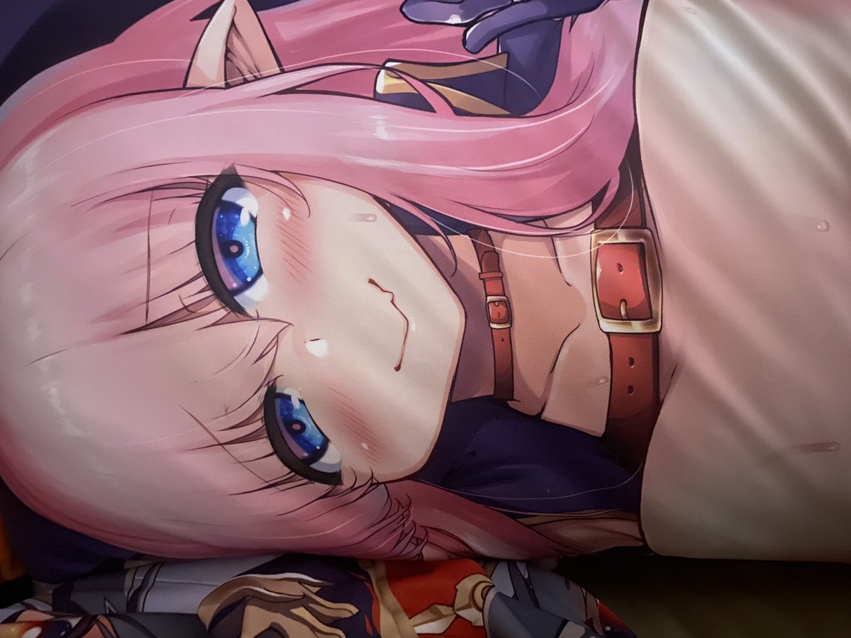 ちょい出歩いて疲れたあとの仮眠て気持ち良いねえ 