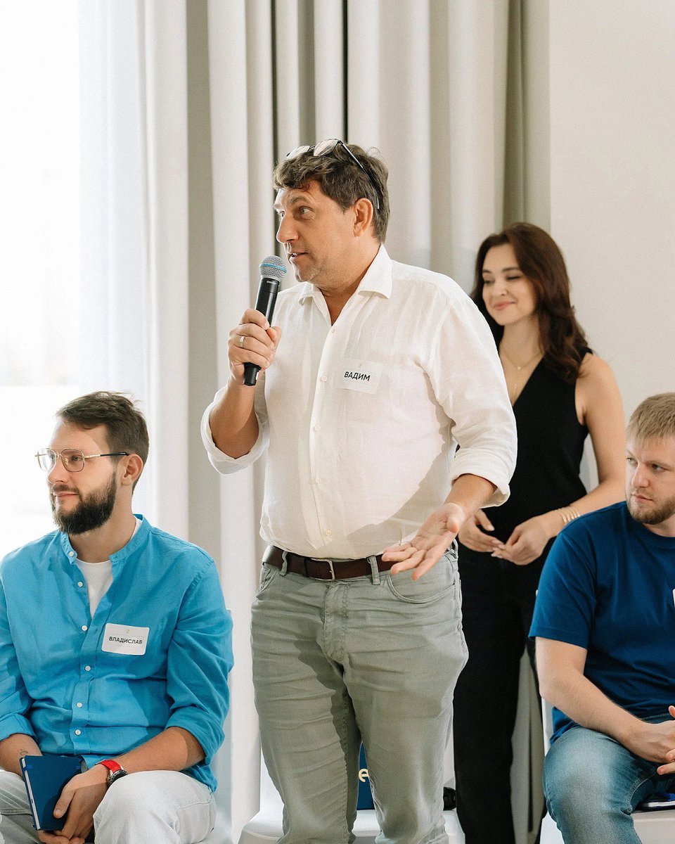 Vadym Bukhkalov tweet media