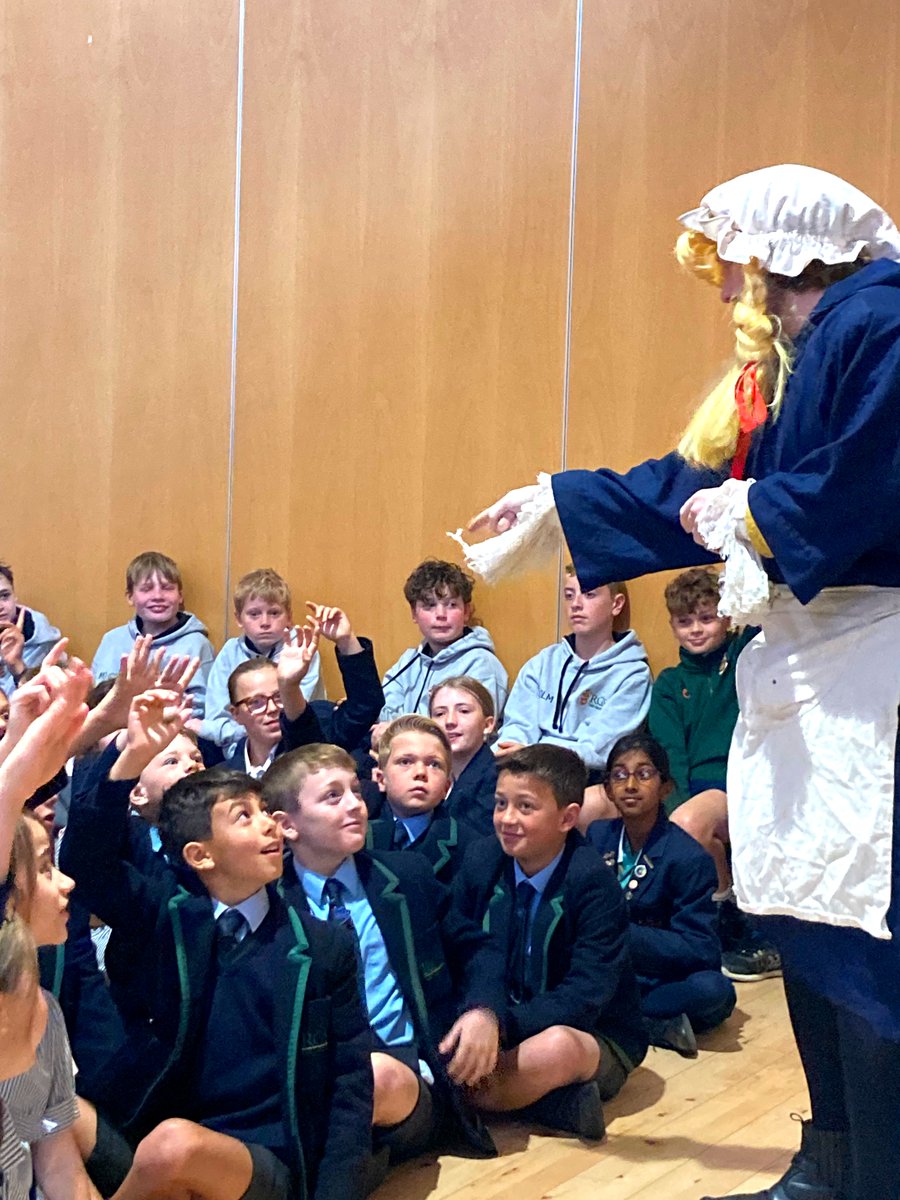 RGSTheGrange's tweet photo. We had @OnattiProdsLtd visit RGS The Grange π Our pupils were inspired and entertained by their amazing performance. π
#RGSTheGrange #RGSFamilyOfSchools #Education
#OnattiPlays #InspireAndEntertain #LanguageLearning #ThrowbackThursday #RGSGrange #RGSpringfield https://t.co/xb930pkna9