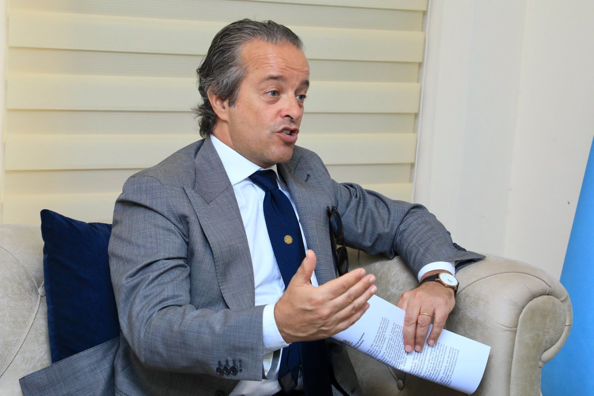ItalyinSomalia's tweet photo. Today, Ambassador Daccò Coppi and the Minister of Transport and Aviation, H.E. Fardowsa Cusmaan Cigaal, engaged in a meaningful discussion on broad areas of cooperation between Italy and the Federal Republic of Somalia, including the civil aviation. https://t.co/QOXTaBVgsU