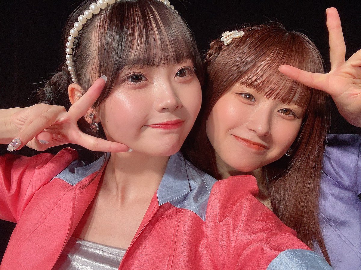 kawachimachan's tweet photo. #時間がない 公演
ありがとうございました！

今日の髪型はふゆちゃんとおそろいでした〜🍩
ポンデリングだよー！

動画載せたよ！みてね！ https://t.co/Dr19ugoNsI