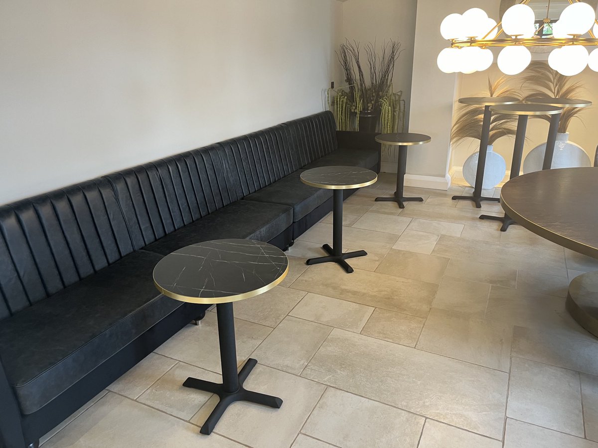 valebarfitters's tweet photo. New seating for sant ffraed house wedding venue https://t.co/QJtmRU4aVR