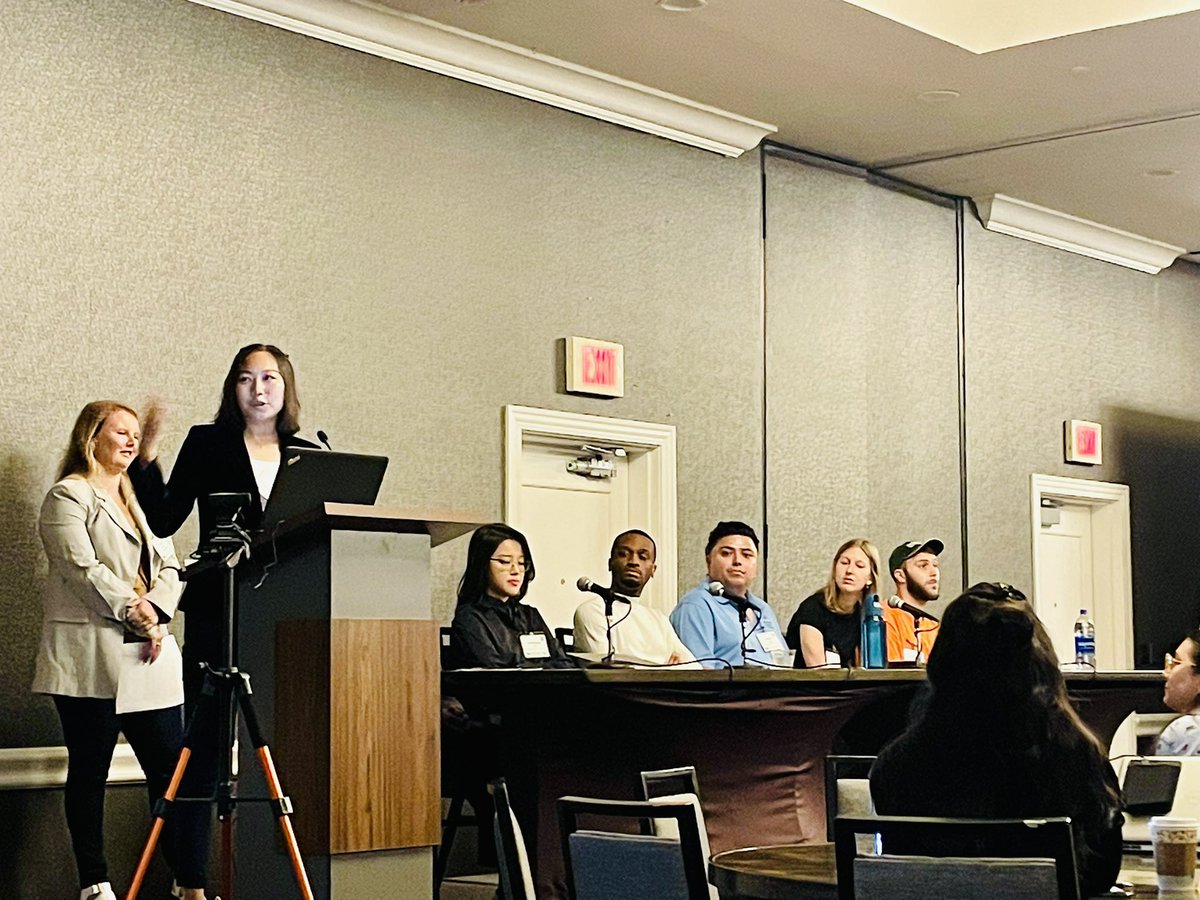 VanmeterKVM's tweet image. Shuyu is doing a great job co-convening the Early Career Panel at this year’s Chesapeake Community Research Symposium! @psugeography @PSUEarth #vanmeterlab  @shuyo5