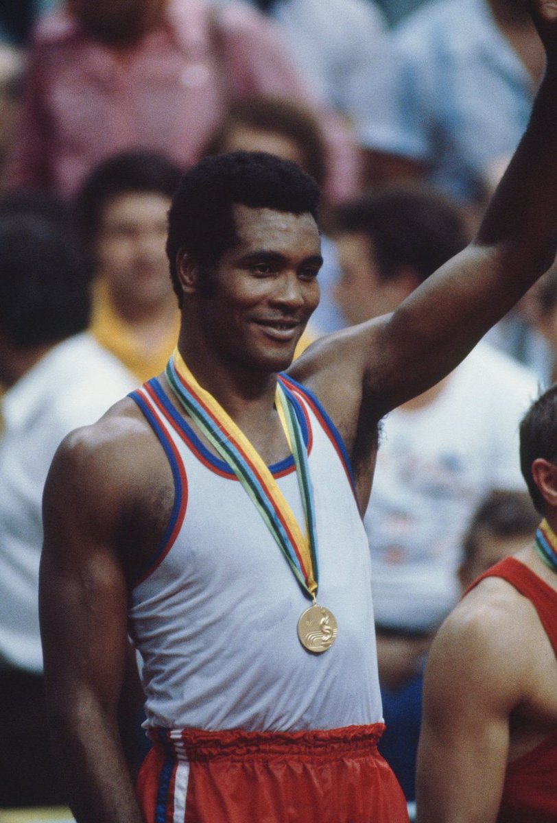 11/6/2012: Fallece el multicampeón mundial y olímpico de boxeo, Teófilo Stevenson, quien había nacido el 29 de marzo de 1952 en el batey del central Guiteras en Puerto Padre, Las Tunas, Cuba. #CubaVivenEnSuHistoria <a href="/Barbara78904587/">BarbaraRojas</a> <a href="/LiannaMartnez/">Lianna Martínez</a> <a href="/dianellapp/">dianellapp</a> <a href="/EscobarNirma/">Nirma Escobar Cabrera</a>