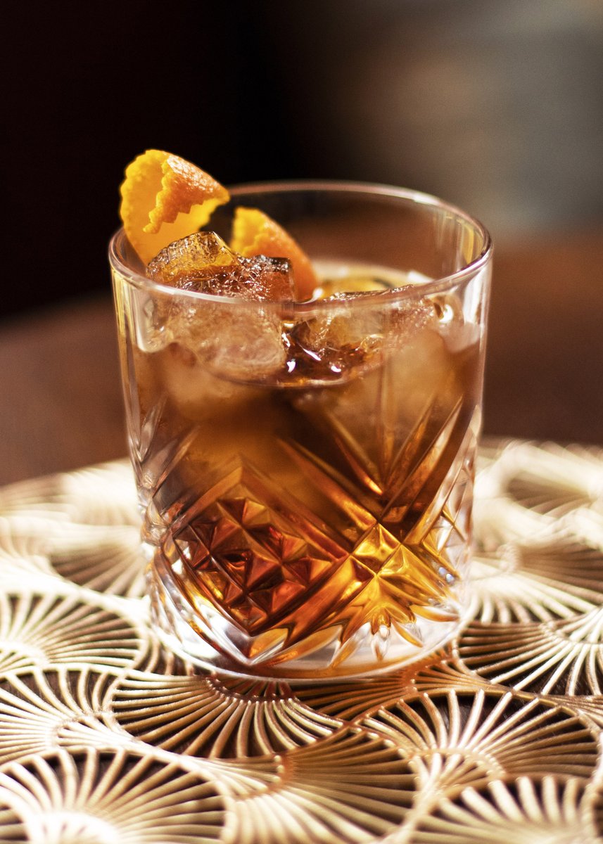 tunsgatequarter (@tunsgatequarter) on Twitter photo Father's Day is this Sunday! Treat dad to a feast he won't forget at <a href="/The_CosyClub/">The Cosy Club</a> Guildford🥃
Book your table before 13 June and receive a complimentary Woodford Reserve Old Fashioned gift - just quote DADDYCOOL when making your booking.
cosyclub.co.uk/location/guild… Father's Day is this Sunday! Treat dad to a feast he won't forget at <a href="/The_CosyClub/">The Cosy Club</a> Guildford🥃
Book your table before 13 June and receive a complimentary Woodford Reserve Old Fashioned gift - just quote DADDYCOOL when making your booking.
cosyclub.co.uk/location/guild…