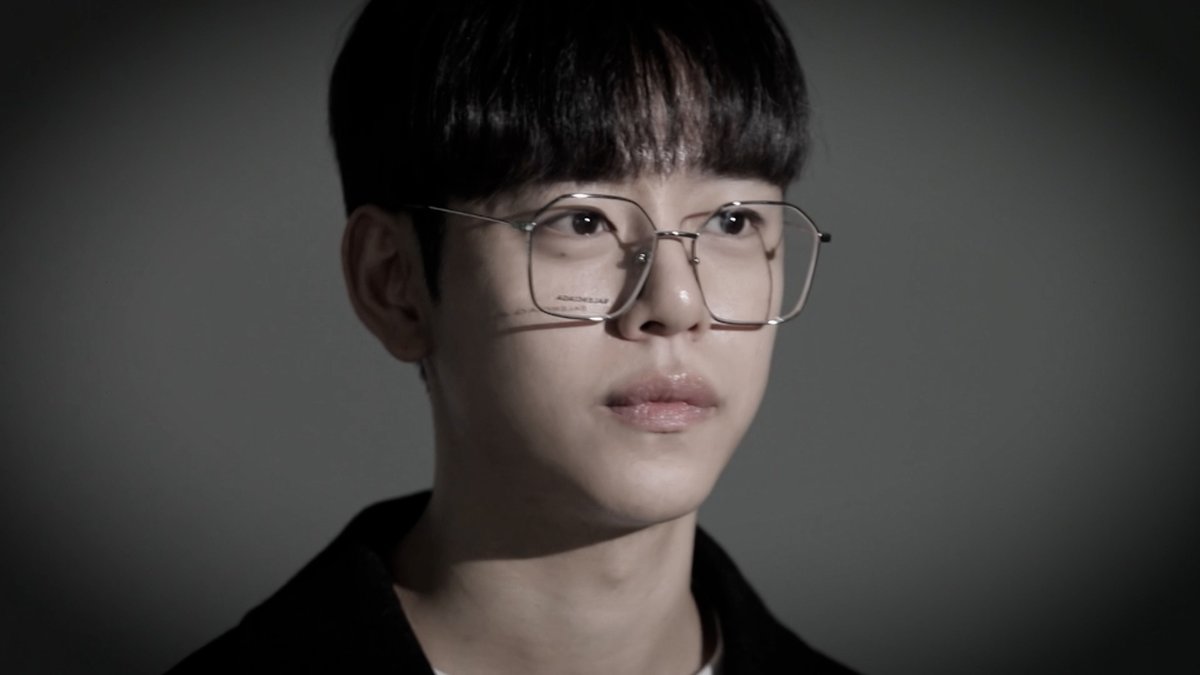 maenter1234's tweet image. &apos;Man on the moon&apos; Documentary Teaser

#방용국 #정대현 #유영재 #문종업
#BANGYONGGUK #JUNGDAEHYUN #YOOYOUNGJAE #MoonJongUp
#Man_on_the_moon #Documentary

📺youtu.be/0R6ajRDR3-A