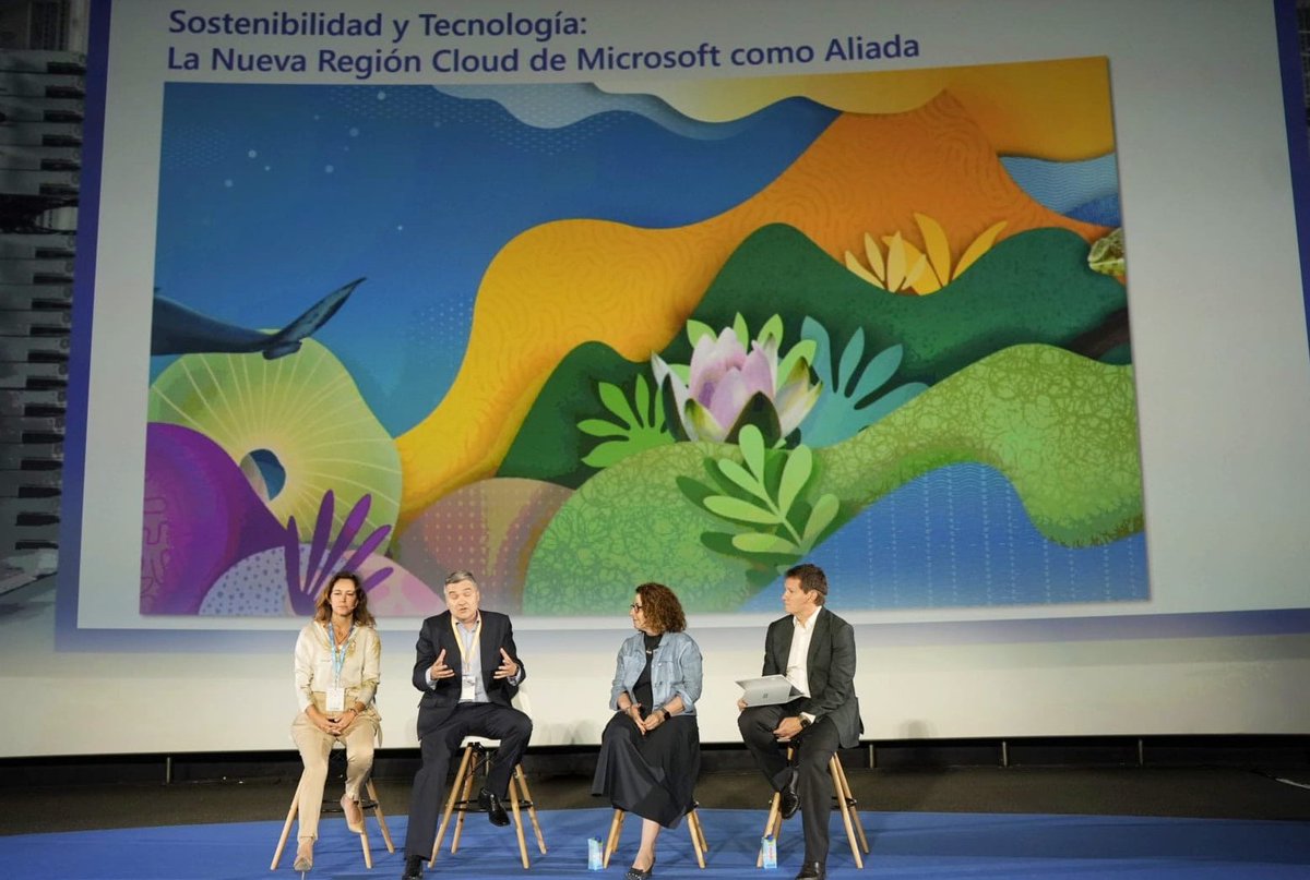 MicrosoftES's tweet photo. La nube impulsa la sostenibilidad y el crecimiento económico. Organizaciones representativas de sus sectores: Asisa, Repsol, Mutua Madrileña y Prosegur comparten su visión en el track de Nuevas Fronteras del Cloud. #MicrosoftEnvision https://t.co/G0Zwk1JdKs