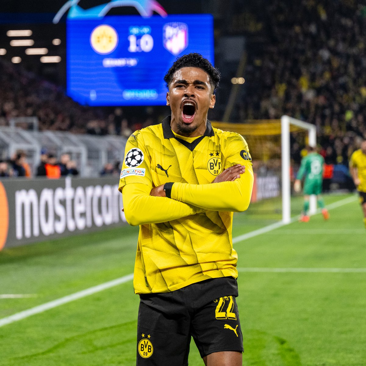 BlackYellow's tweet photo. Deserved. 🇳🇱🦁 https://t.co/i2zwI64zAD
